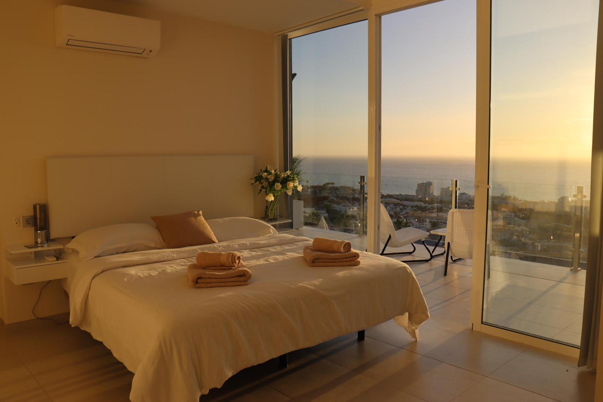 Azure Sky Villa - Panoramic Ocean View, Luxury, San Eugenio Costa Adeje  Eksteriør bilde