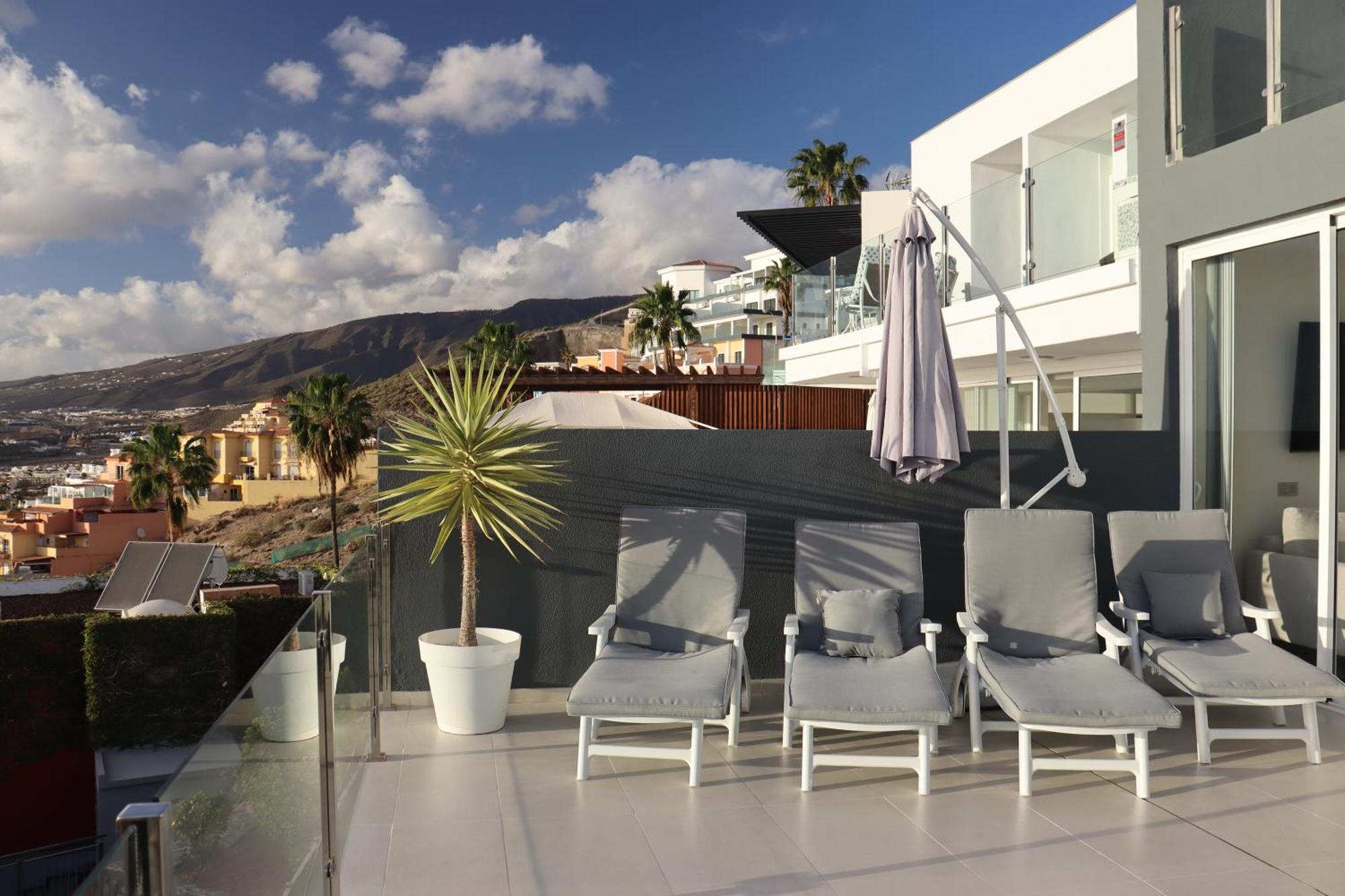 Azure Sky Villa - Panoramic Ocean View, Luxury, San Eugenio Costa Adeje  Eksteriør bilde